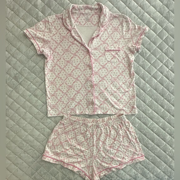 LoveShackFancy x Roller Rabbit Baby Bow Hearts Pajama Set - Picture 2 of 4
